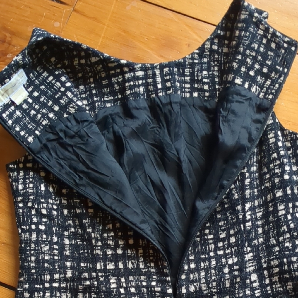 MICHAEL Kors Black and White Sheath Dress Sz 10 - Picture 7 of 8